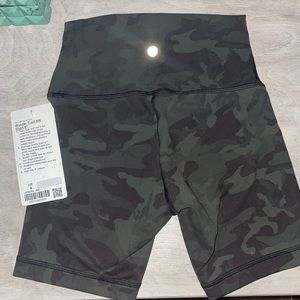 lulu lemon biker athletic spandex shorts camo